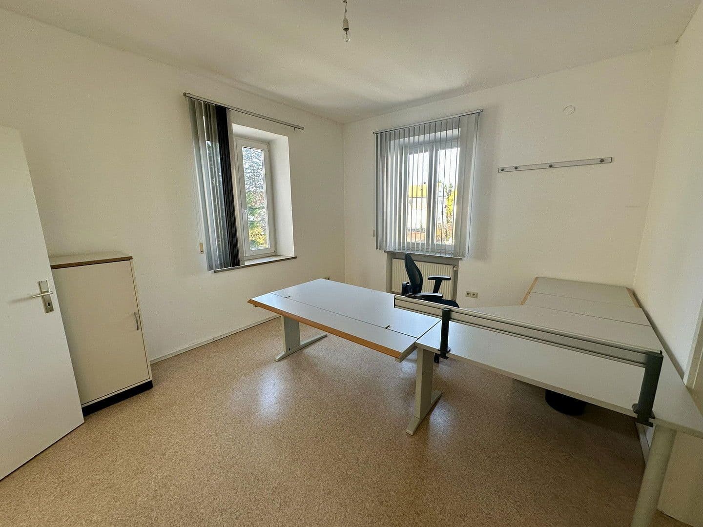 Pronájem kanceláře 120 m², Bahnhofstraße 21, Penzberg, Bavorsko Pronájem kanceláře 120 m², Bahnhofstraße 21, Penzberg, Bavorsko