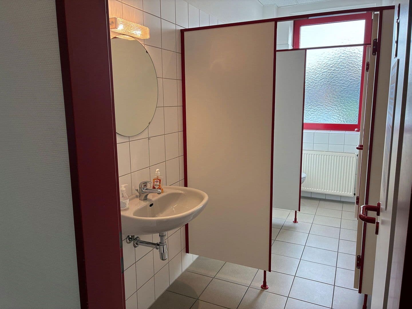 Pronájem kanceláře 620 m², Industriestrasse 48, Burscheid, Severní Porýní-Vestfálsko Pronájem kanceláře 620 m², Industriestrasse 48, Burscheid, Severní Porýní-Vestfálsko