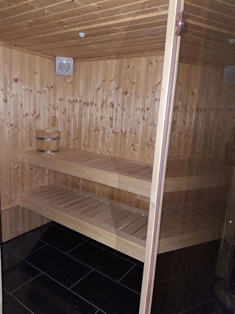 Prodej domu 150 m², pozemek 385 m², Paracelsusstr. 7, Ludwigshafen am Rhein, Porýní-Falc Prodej domu 150 m², pozemek 385 m², Paracelsusstr. 7, Ludwigshafen am Rhein, Porýní-Falc