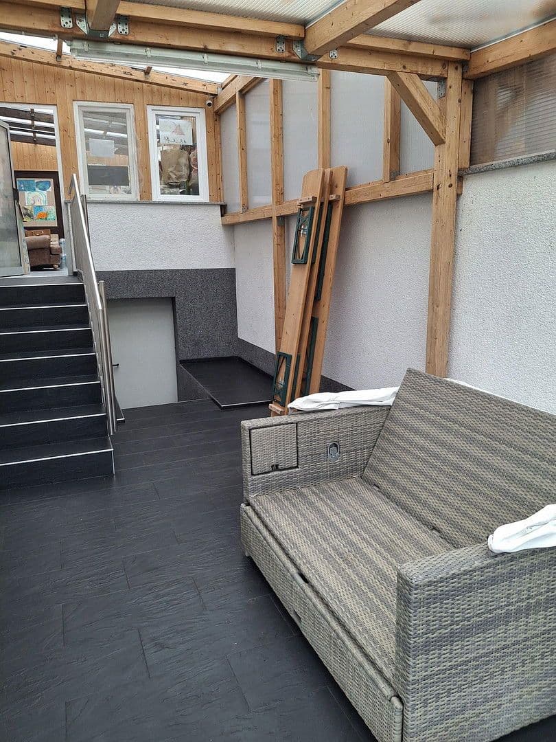 Prodej domu 150 m², pozemek 385 m², Paracelsusstr. 7, Ludwigshafen am Rhein, Porýní-Falc Prodej domu 150 m², pozemek 385 m², Paracelsusstr. 7, Ludwigshafen am Rhein, Porýní-Falc