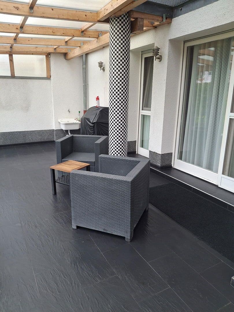 Prodej domu 150 m², pozemek 385 m², Paracelsusstr. 7, Ludwigshafen am Rhein, Porýní-Falc Prodej domu 150 m², pozemek 385 m², Paracelsusstr. 7, Ludwigshafen am Rhein, Porýní-Falc