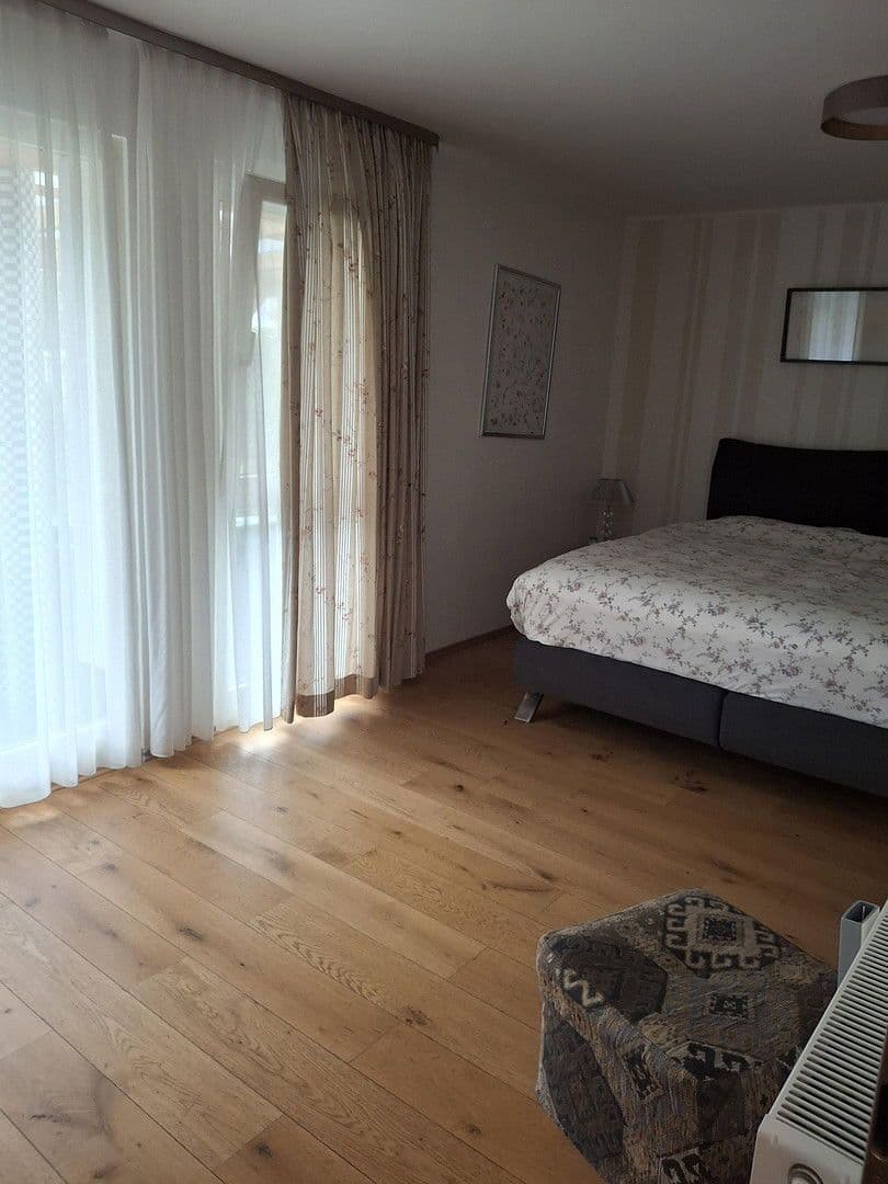 Prodej domu 150 m², pozemek 385 m², Paracelsusstr. 7, Ludwigshafen am Rhein, Porýní-Falc Prodej domu 150 m², pozemek 385 m², Paracelsusstr. 7, Ludwigshafen am Rhein, Porýní-Falc