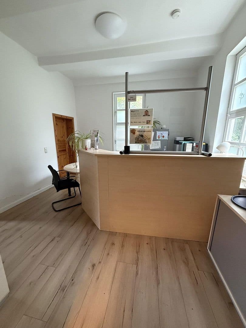 Prodej domu 108 m², pozemek 644 m², Harburger Straße 20, Celle, Dolní Sasko Prodej domu 108 m², pozemek 644 m², Harburger Straße 20, Celle, Dolní Sasko