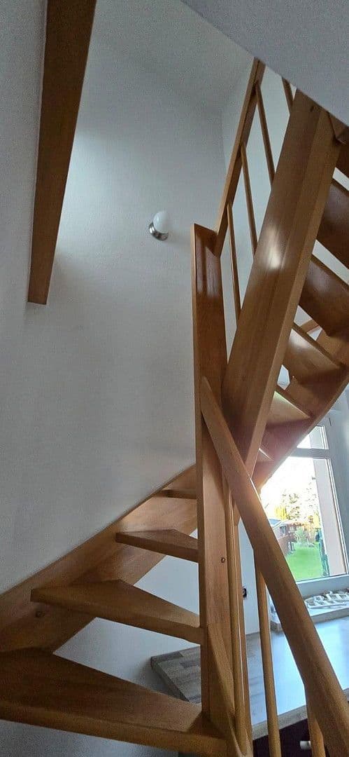 Pronájem bytu 3+1 69 m², Südstraße 1, Lengenfeld, Sasko Pronájem bytu 3+1 69 m², Südstraße 1, Lengenfeld, Sasko