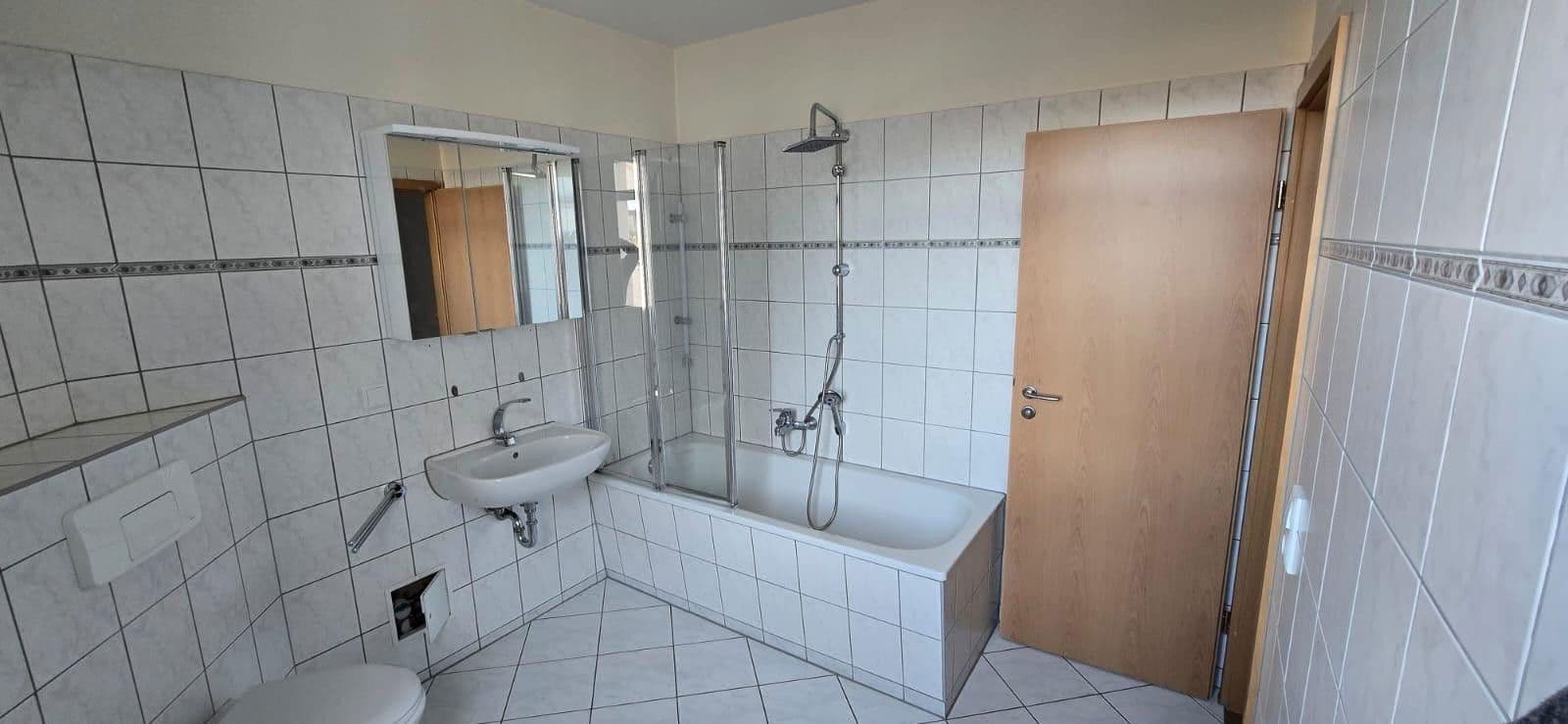 Pronájem bytu 3+1 69 m², Südstraße 1, Lengenfeld, Sasko Pronájem bytu 3+1 69 m², Südstraße 1, Lengenfeld, Sasko