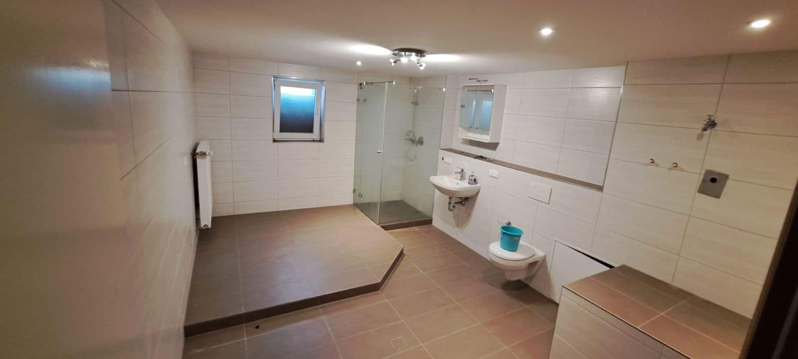 Pronájem domu 197 m², pozemek 500 m², Aloys Ruppel Straße 12, Rodenbach, Hessen Pronájem domu 197 m², pozemek 500 m², Aloys Ruppel Straße 12, Rodenbach, Hessen