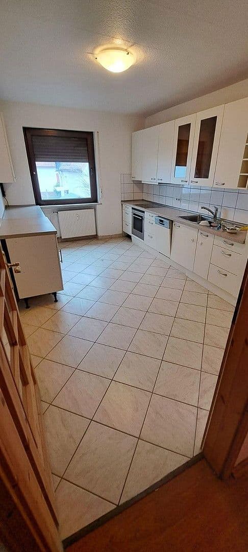 Pronájem domu 197 m², pozemek 500 m², Aloys Ruppel Straße 12, Rodenbach, Hessen Pronájem domu 197 m², pozemek 500 m², Aloys Ruppel Straße 12, Rodenbach, Hessen