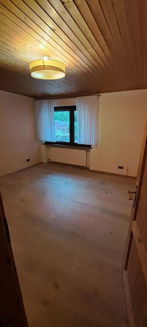 Pronájem domu 197 m², pozemek 500 m², Aloys Ruppel Straße 12, Rodenbach, Hessen Pronájem domu 197 m², pozemek 500 m², Aloys Ruppel Straße 12, Rodenbach, Hessen