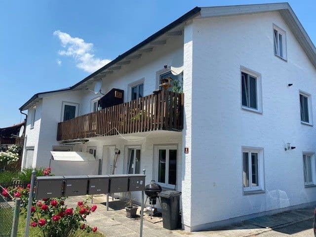 Pronájem bytu 2+1 41 m², Bernhard Weg 4, Waging, Bavorsko Pronájem bytu 2+1 41 m², Bernhard Weg 4, Waging, Bavorsko