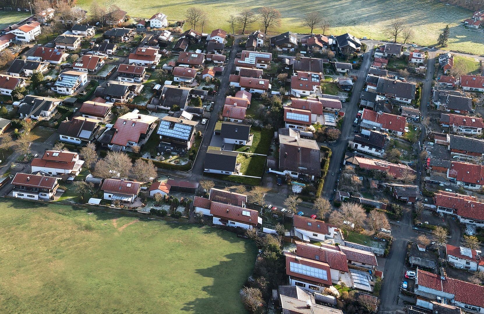 Prodej domu 180 m², pozemek 419 m², Rosenweg 4, Waakirchen, Bavorsko Prodej domu 180 m², pozemek 419 m², Rosenweg 4, Waakirchen, Bavorsko