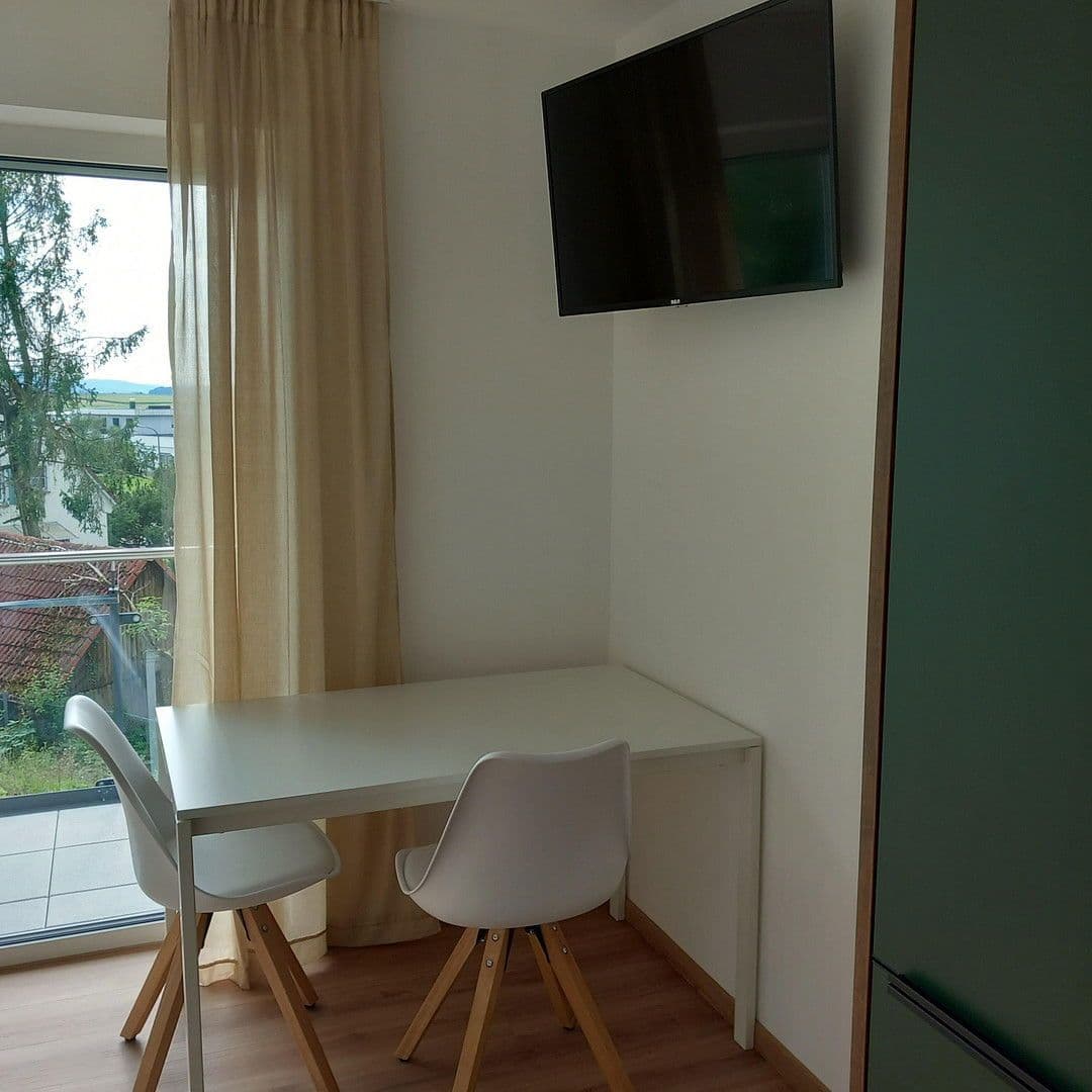 Pronájem bytu 1+1 35 m², Oberhofer Str. 4, Künzelsau, Bádensko-Württembersko Pronájem bytu 1+1 35 m², Oberhofer Str. 4, Künzelsau, Bádensko-Württembersko