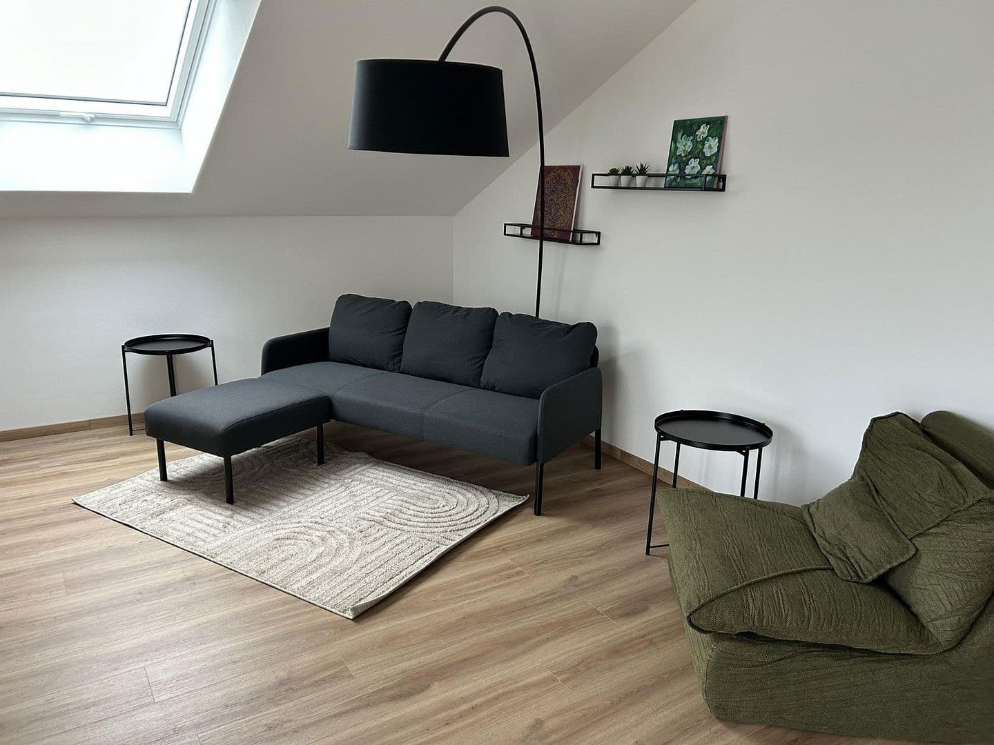 Pronájem bytu 1+1 35 m², Oberhofer Str. 4, Künzelsau, Bádensko-Württembersko Pronájem bytu 1+1 35 m², Oberhofer Str. 4, Künzelsau, Bádensko-Württembersko