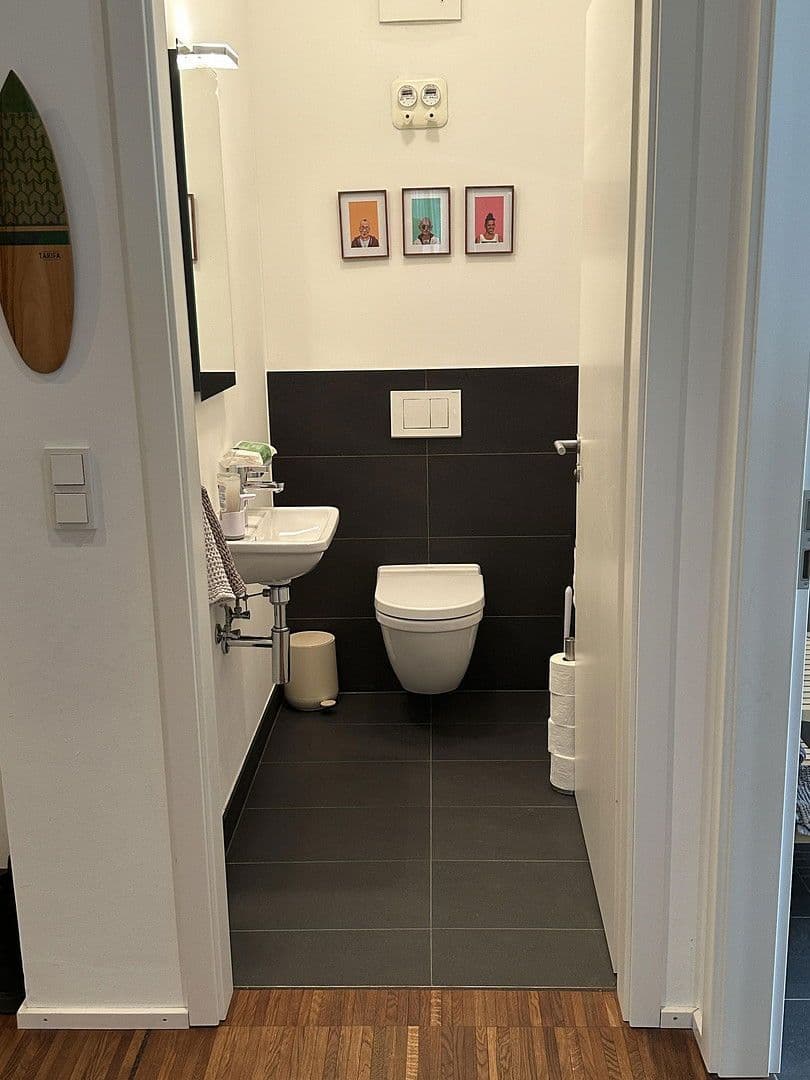 Pronájem bytu 3+1 124 m², Bühl, Bádensko-Württembersko Pronájem bytu 3+1 124 m², Bühl, Bádensko-Württembersko