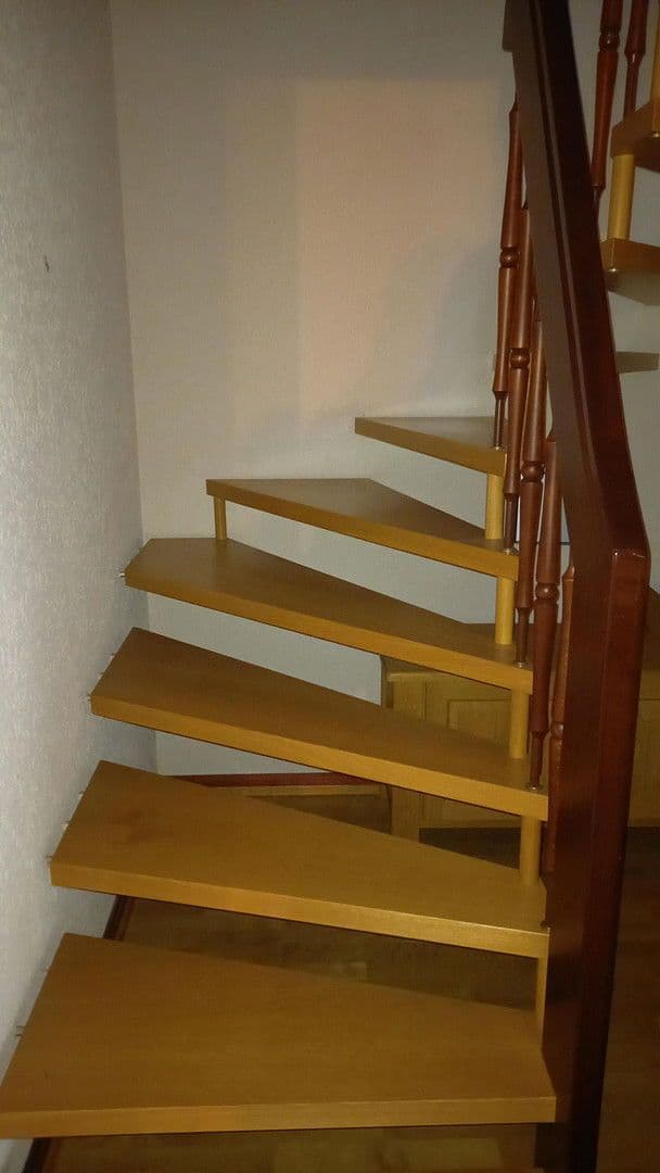 Pronájem bytu 3+1 166 m², Kiefernweg 1, Seeheim-Jugenheim, Hessen Pronájem bytu 3+1 166 m², Kiefernweg 1, Seeheim-Jugenheim, Hessen