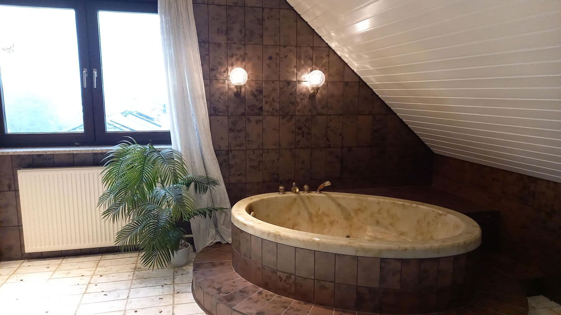 Pronájem bytu 3+1 166 m², Kiefernweg 1, Seeheim-Jugenheim, Hessen Pronájem bytu 3+1 166 m², Kiefernweg 1, Seeheim-Jugenheim, Hessen