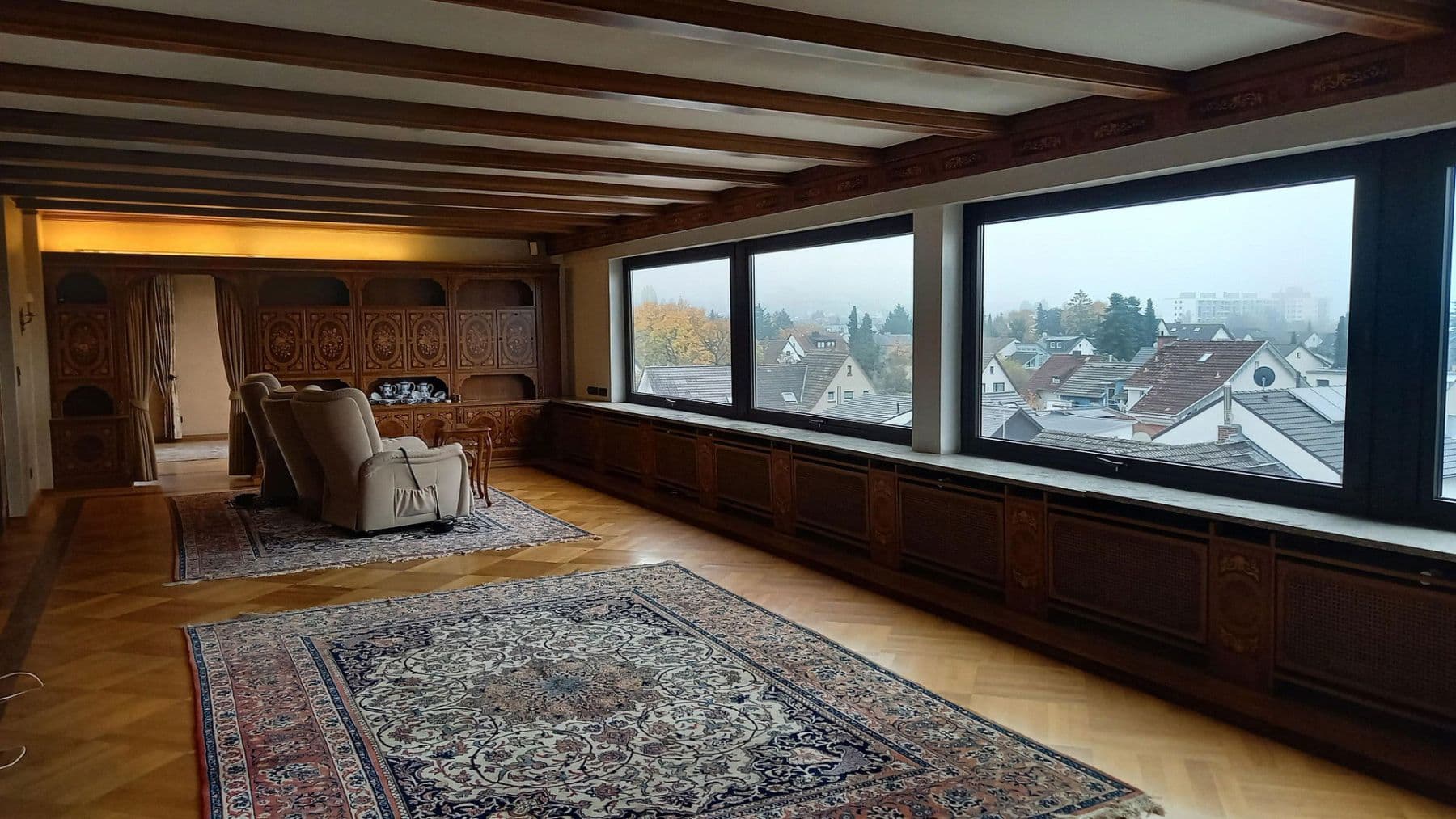 Pronájem bytu 3+1 166 m², Kiefernweg 1, Seeheim-Jugenheim, Hessen Pronájem bytu 3+1 166 m², Kiefernweg 1, Seeheim-Jugenheim, Hessen