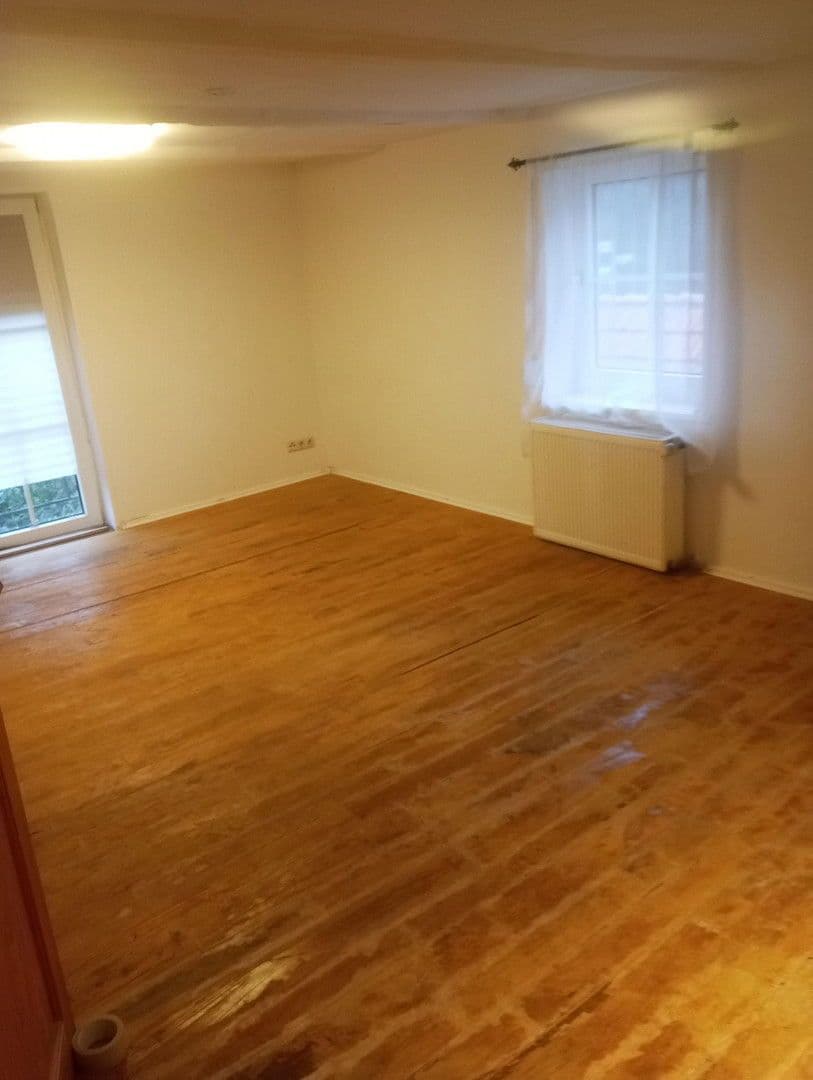 Prodej domu 160 m², pozemek 450 m², Göttingen, Dolní Sasko Prodej domu 160 m², pozemek 450 m², Göttingen, Dolní Sasko