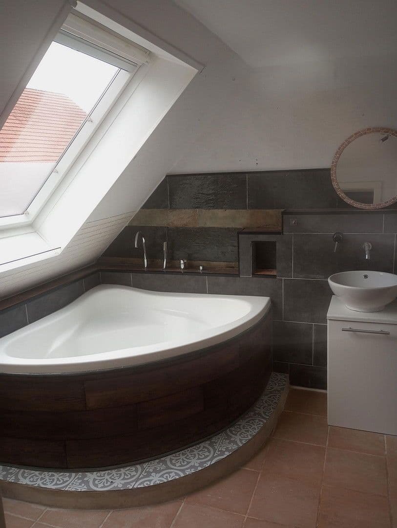 Prodej domu 160 m², pozemek 450 m², Göttingen, Dolní Sasko Prodej domu 160 m², pozemek 450 m², Göttingen, Dolní Sasko