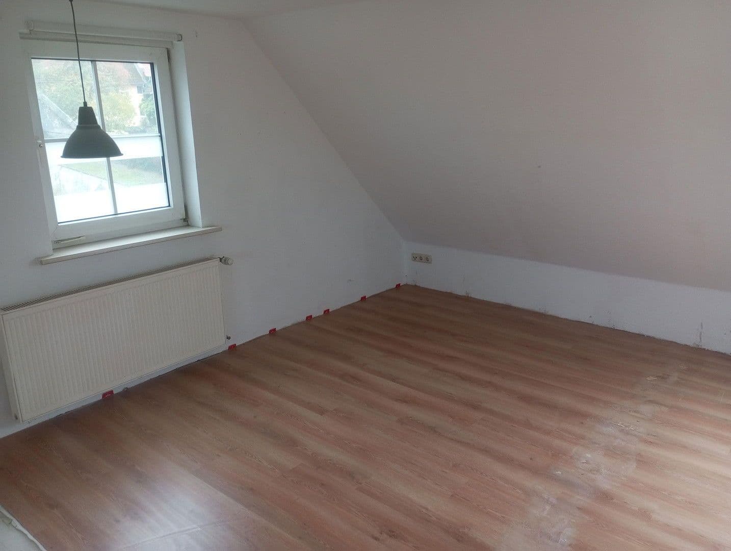 Prodej domu 160 m², pozemek 450 m², Göttingen, Dolní Sasko Prodej domu 160 m², pozemek 450 m², Göttingen, Dolní Sasko