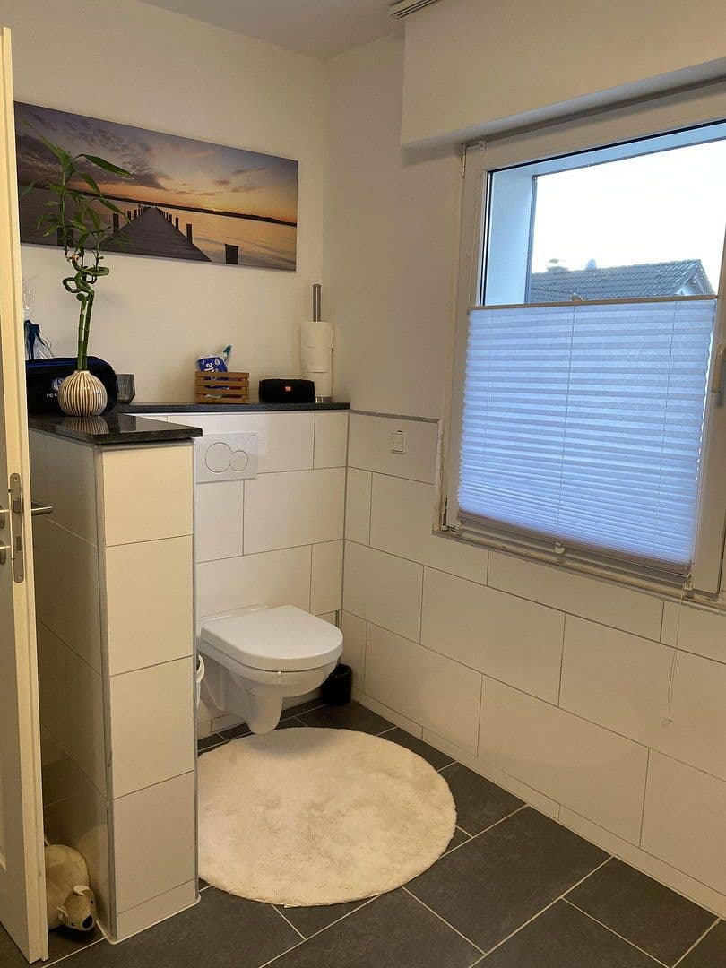 Prodej domu 180 m², pozemek 900 m², Hagen, Severní Porýní-Vestfálsko Prodej domu 180 m², pozemek 900 m², Hagen, Severní Porýní-Vestfálsko