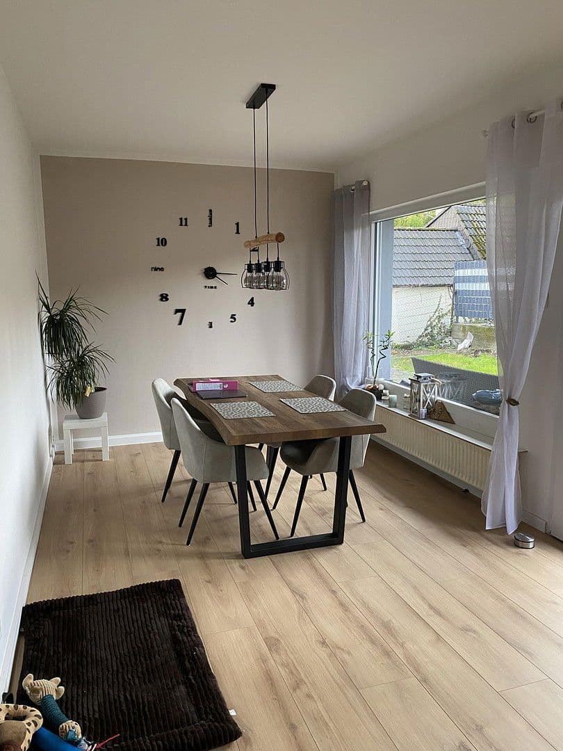 Prodej domu 180 m², pozemek 900 m², Hagen, Severní Porýní-Vestfálsko Prodej domu 180 m², pozemek 900 m², Hagen, Severní Porýní-Vestfálsko