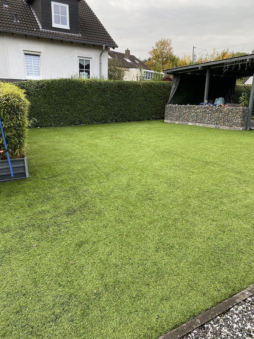 Prodej domu 180 m², pozemek 900 m², Hagen, Severní Porýní-Vestfálsko Prodej domu 180 m², pozemek 900 m², Hagen, Severní Porýní-Vestfálsko