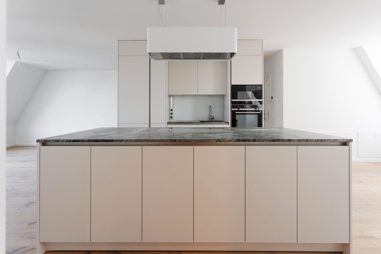 Pronájem bytu 4+1 122 m², Bräuhausgasse 8, Wien, Wien Pronájem bytu 4+1 122 m², Bräuhausgasse 8, Wien, Wien