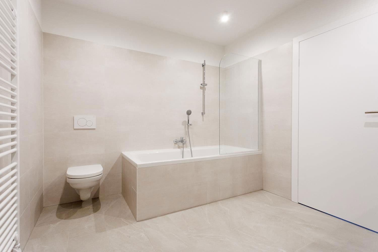 Pronájem bytu 4+1 122 m², Bräuhausgasse 8, Wien, Wien Pronájem bytu 4+1 122 m², Bräuhausgasse 8, Wien, Wien