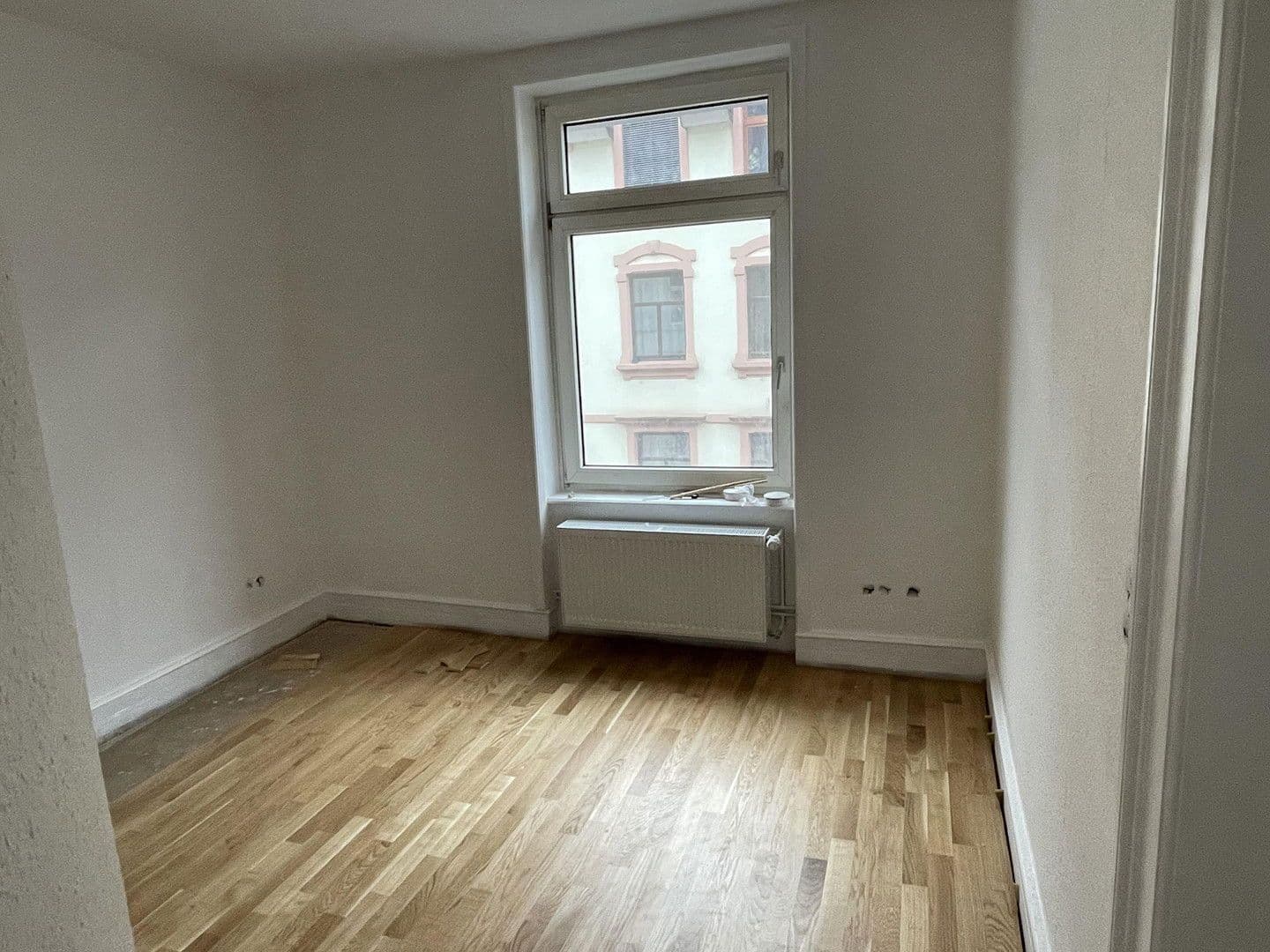 Pronájem bytu 2+1 47 m², Frankfurt, Hessen Pronájem bytu 2+1 47 m², Frankfurt, Hessen