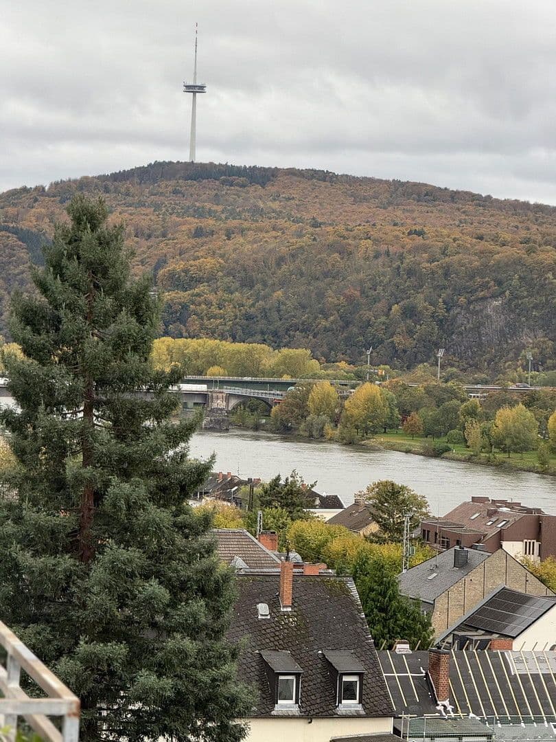 Prodej bytu 5+1 152 m², Koblenz, Porýní-Falc Prodej bytu 5+1 152 m², Koblenz, Porýní-Falc