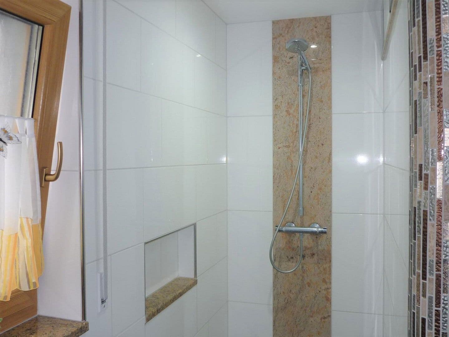 Prodej domu 211 m², pozemek 690 m², Plattling, Bavorsko Prodej domu 211 m², pozemek 690 m², Plattling, Bavorsko