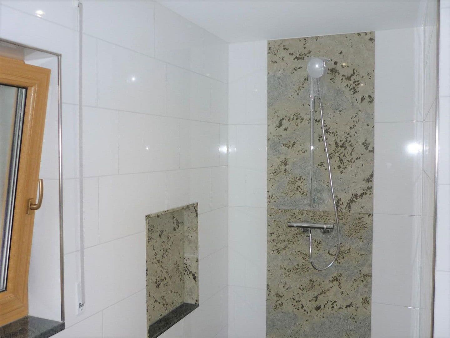 Prodej domu 211 m², pozemek 690 m², Plattling, Bavorsko Prodej domu 211 m², pozemek 690 m², Plattling, Bavorsko