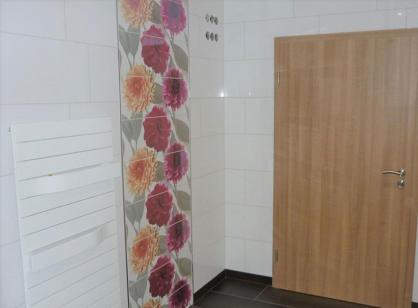 Prodej domu 211 m², pozemek 690 m², Plattling, Bavorsko Prodej domu 211 m², pozemek 690 m², Plattling, Bavorsko