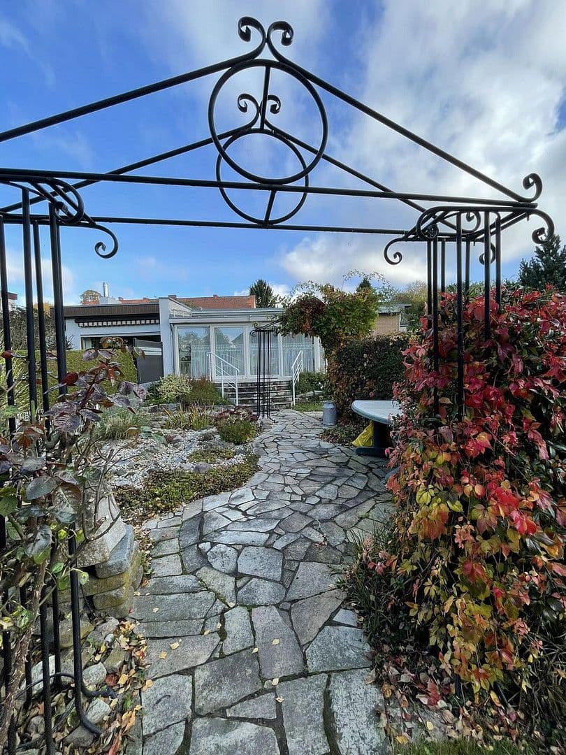 Prodej domu 91 m², pozemek 511 m², Berlin Tempelhof-Schöneberg, Berlín Prodej domu 91 m², pozemek 511 m², Berlin Tempelhof-Schöneberg, Berlín