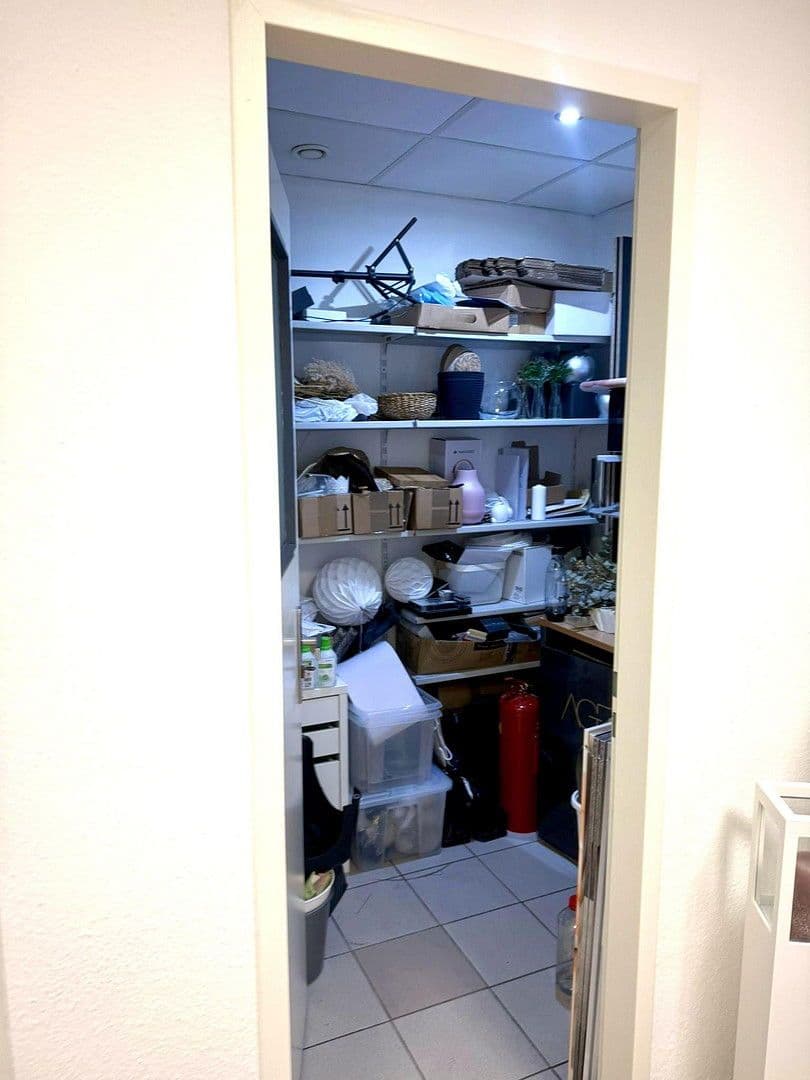 Pronájem kanceláře 60 m², Lübecker Strasse 25-27, Schwerin, Mecklenburg-Vorpommern Pronájem kanceláře 60 m², Lübecker Strasse 25-27, Schwerin, Mecklenburg-Vorpommern