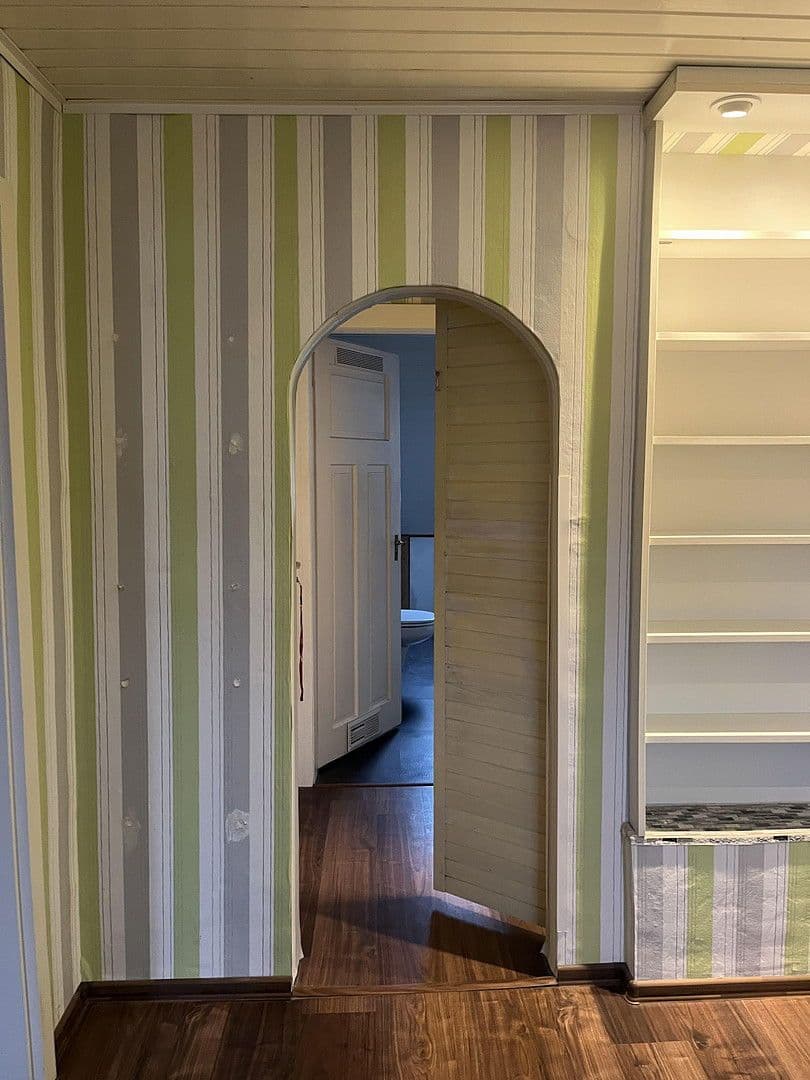 Pronájem bytu 4+kk 77 m², Heppenheimerstraße 3, Wiesbaden, Hessen Pronájem bytu 4+kk 77 m², Heppenheimerstraße 3, Wiesbaden, Hessen