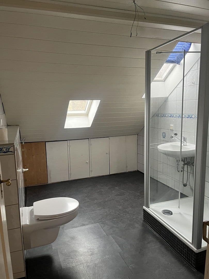 Pronájem bytu 4+kk 77 m², Heppenheimerstraße 3, Wiesbaden, Hessen Pronájem bytu 4+kk 77 m², Heppenheimerstraße 3, Wiesbaden, Hessen