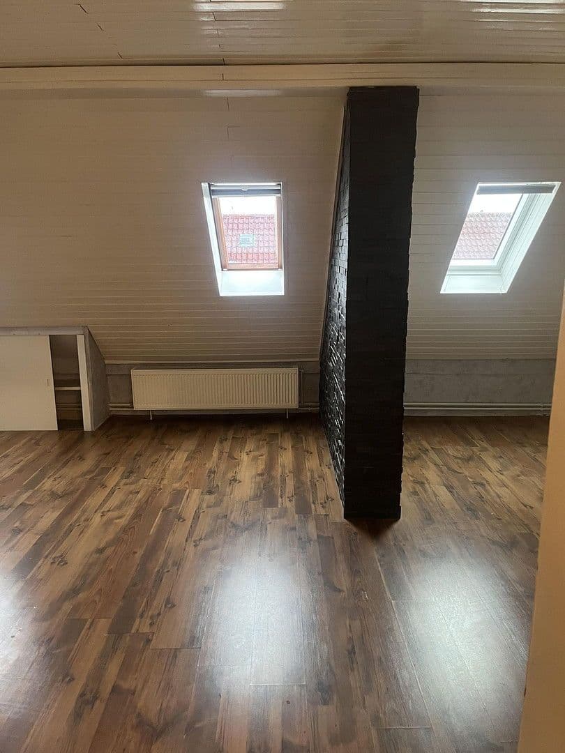 Pronájem bytu 4+kk 77 m², Heppenheimerstraße 3, Wiesbaden, Hessen Pronájem bytu 4+kk 77 m², Heppenheimerstraße 3, Wiesbaden, Hessen