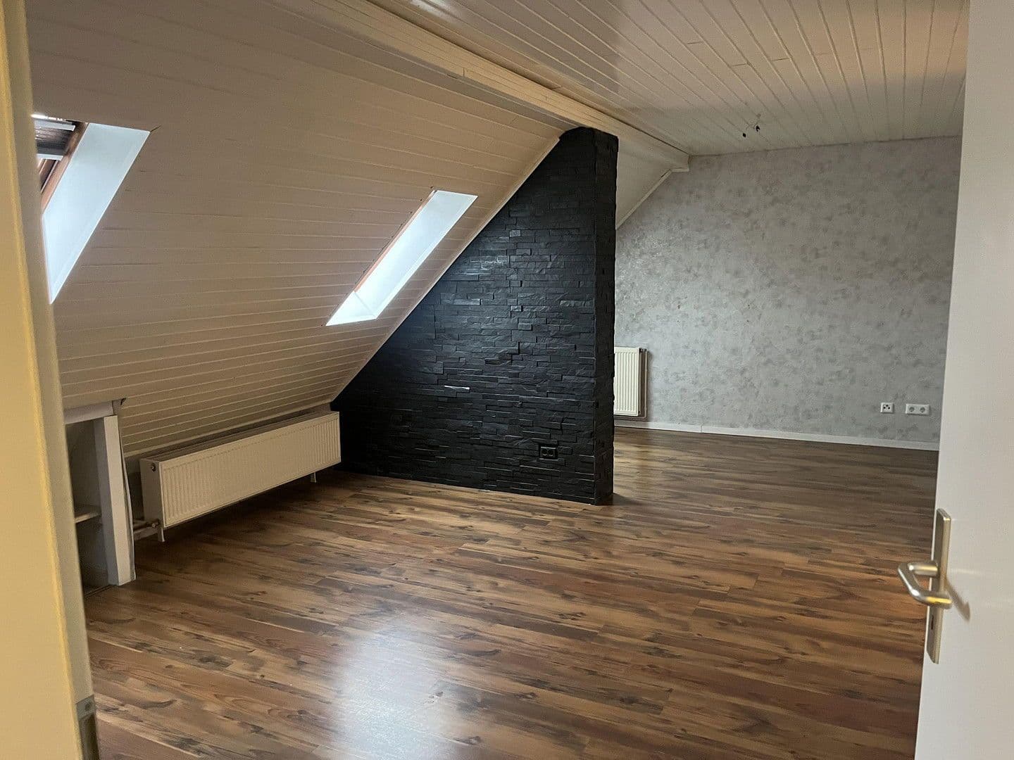 Pronájem bytu 4+kk 77 m², Heppenheimerstraße 3, Wiesbaden, Hessen Pronájem bytu 4+kk 77 m², Heppenheimerstraße 3, Wiesbaden, Hessen