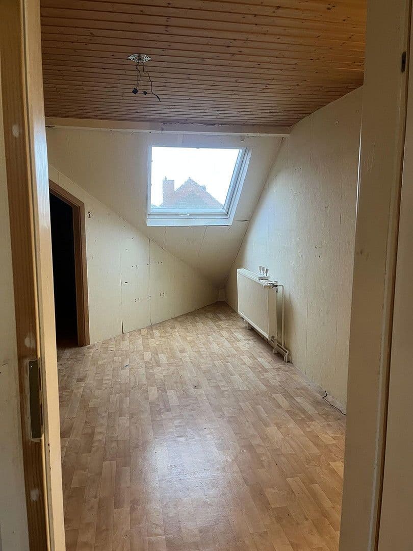 Pronájem bytu 4+kk 77 m², Heppenheimerstraße 3, Wiesbaden, Hessen Pronájem bytu 4+kk 77 m², Heppenheimerstraße 3, Wiesbaden, Hessen