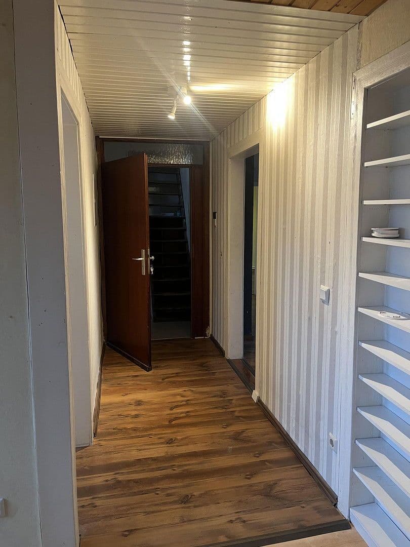 Pronájem bytu 4+kk 77 m², Heppenheimerstraße 3, Wiesbaden, Hessen Pronájem bytu 4+kk 77 m², Heppenheimerstraße 3, Wiesbaden, Hessen