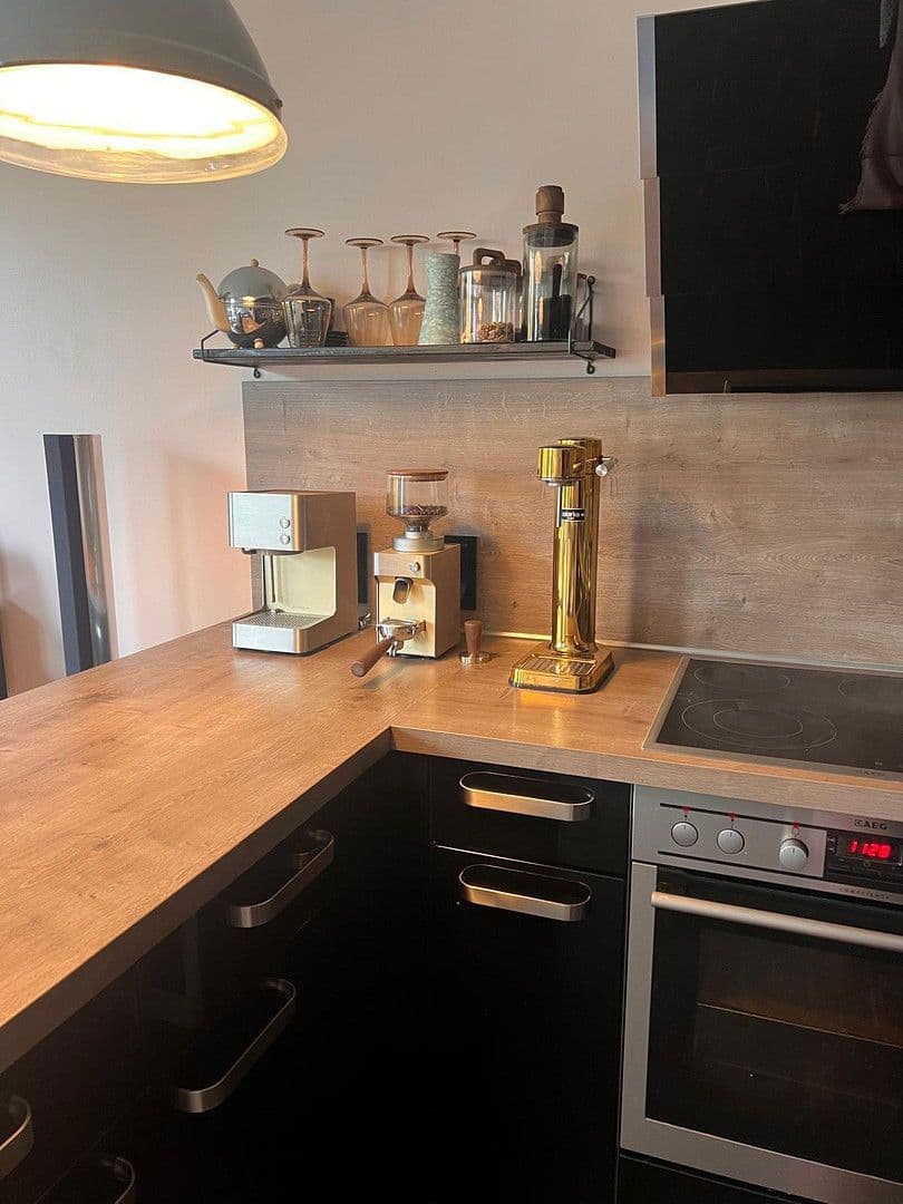 Prodej bytu 3+1 80 m², Hamburg, Hamburg Prodej bytu 3+1 80 m², Hamburg, Hamburg