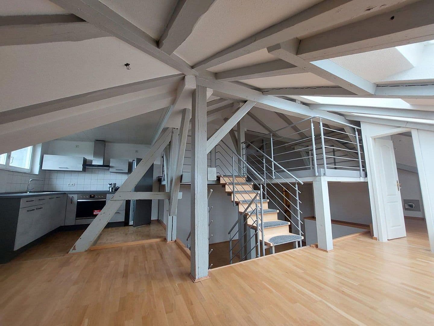 Prodej bytu 2+1 91 m², Lobedanzganz 17, Schwerin, Mecklenburg-Vorpommern Prodej bytu 2+1 91 m², Lobedanzganz 17, Schwerin, Mecklenburg-Vorpommern