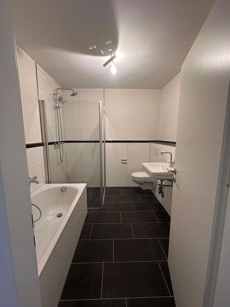 Pronájem bytu 3+1 90 m², Sommerdellenstraße 5, Bochum, Severní Porýní-Vestfálsko Pronájem bytu 3+1 90 m², Sommerdellenstraße 5, Bochum, Severní Porýní-Vestfálsko