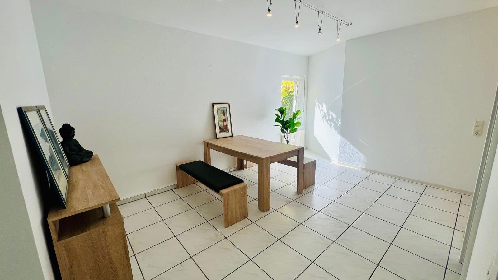 Pronájem bytu 3+1 69 m², Gummersbach, Severní Porýní-Vestfálsko Pronájem bytu 3+1 69 m², Gummersbach, Severní Porýní-Vestfálsko