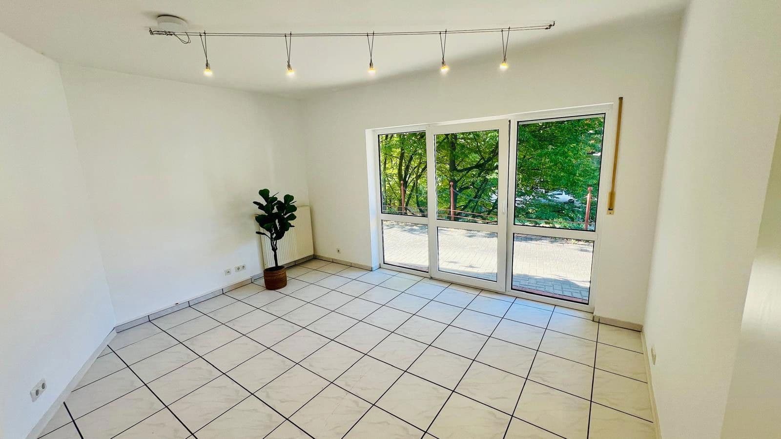 Pronájem bytu 3+1 69 m², Gummersbach, Severní Porýní-Vestfálsko Pronájem bytu 3+1 69 m², Gummersbach, Severní Porýní-Vestfálsko