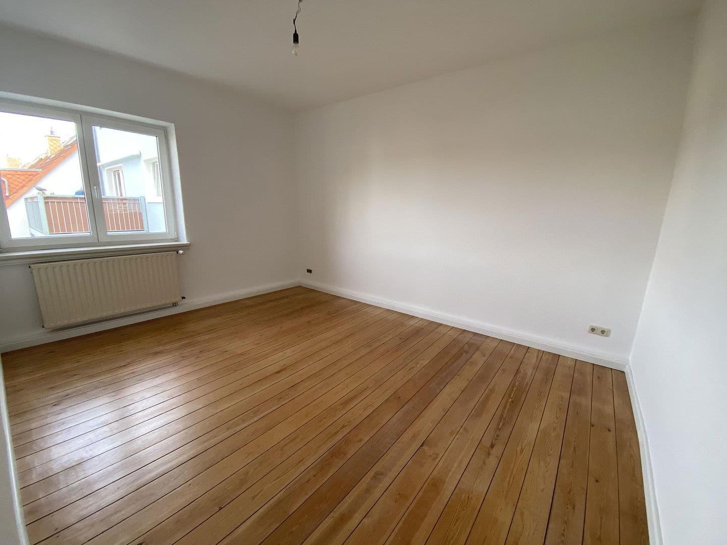 Pronájem bytu 3+1 71 m², Warnemünde, Mecklenburg-Vorpommern Pronájem bytu 3+1 71 m², Warnemünde, Mecklenburg-Vorpommern
