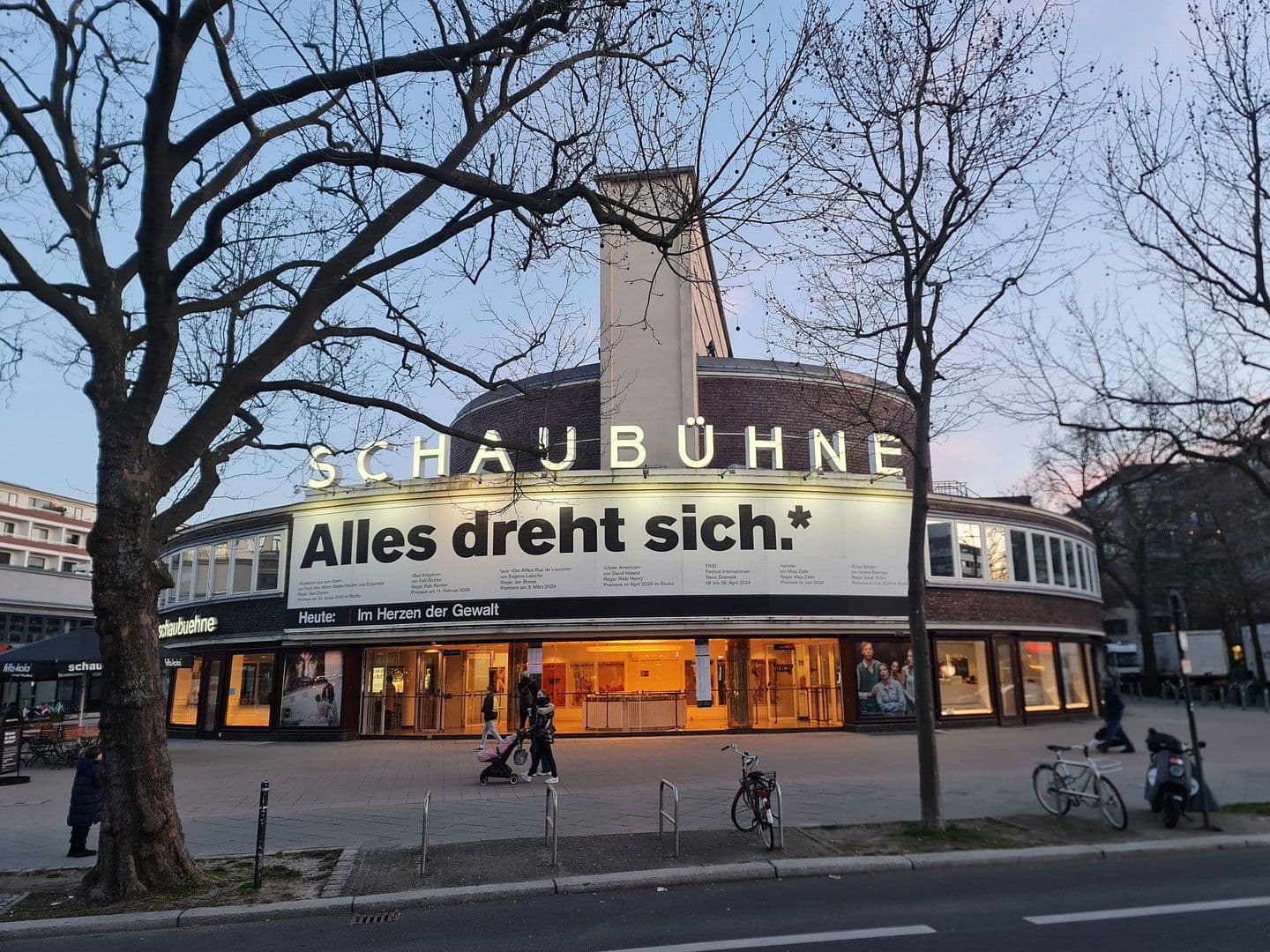 Prodej bytu 1+1 42 m², Berlin, Berlín Prodej bytu 1+1 42 m², Berlin, Berlín