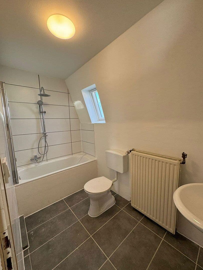 Prodej domu 211 m², pozemek 1.400 m², Lamstedt, Dolní Sasko Prodej domu 211 m², pozemek 1.400 m², Lamstedt, Dolní Sasko