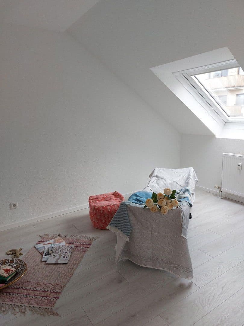 Prodej bytu 3+1 70 m², Goldammerstraße 11, Frankfurt am Main, Hessen Prodej bytu 3+1 70 m², Goldammerstraße 11, Frankfurt am Main, Hessen